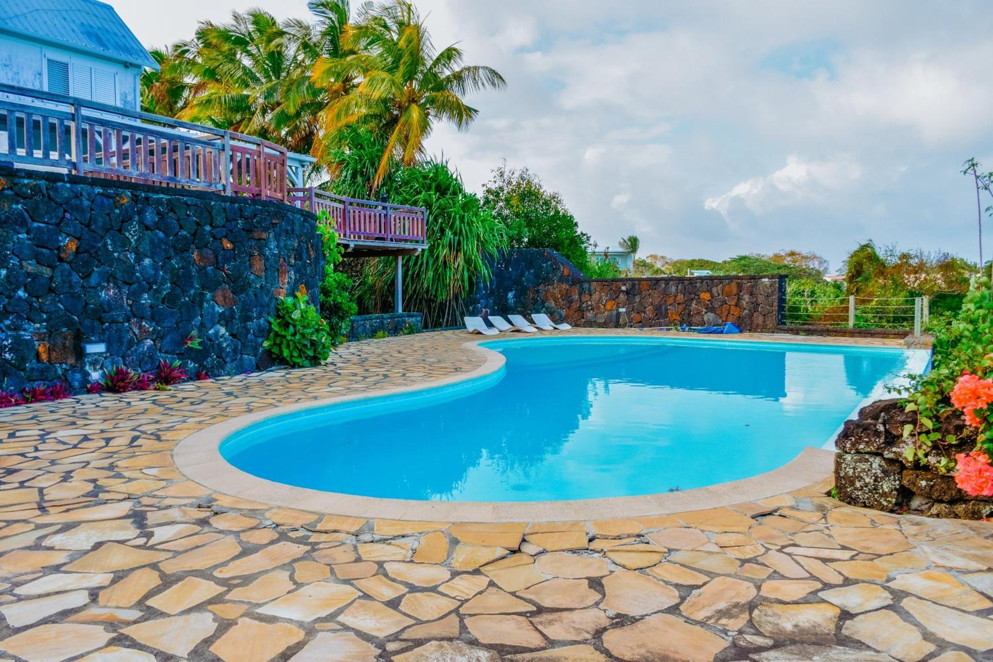 Boutique Villa On The Rocks With Stunning Sea Views, Infinity Pool & Private Sea Trou d'Eau Douce Exterior foto