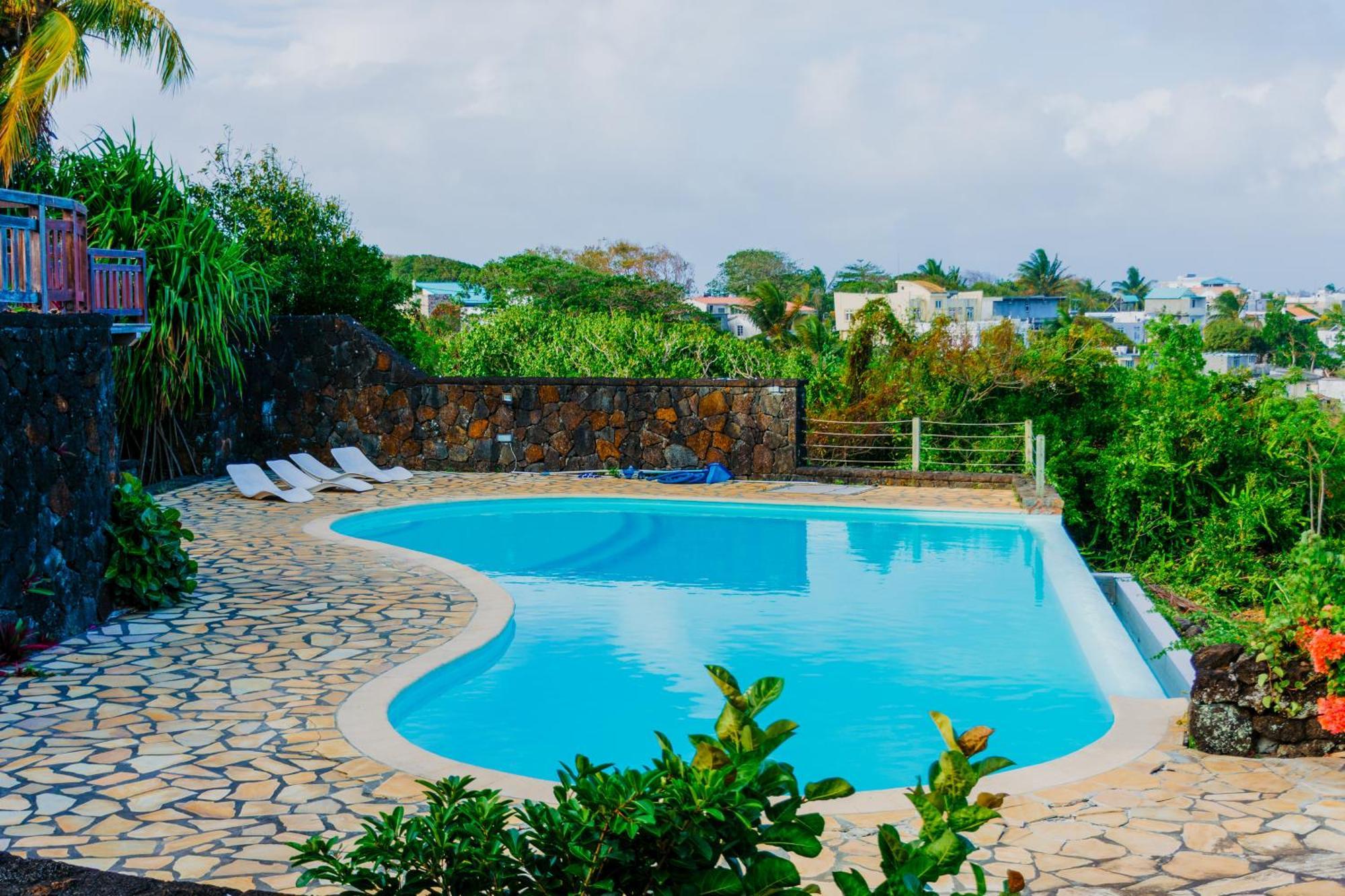 Boutique Villa On The Rocks With Stunning Sea Views, Infinity Pool & Private Sea Trou d'Eau Douce Exterior foto
