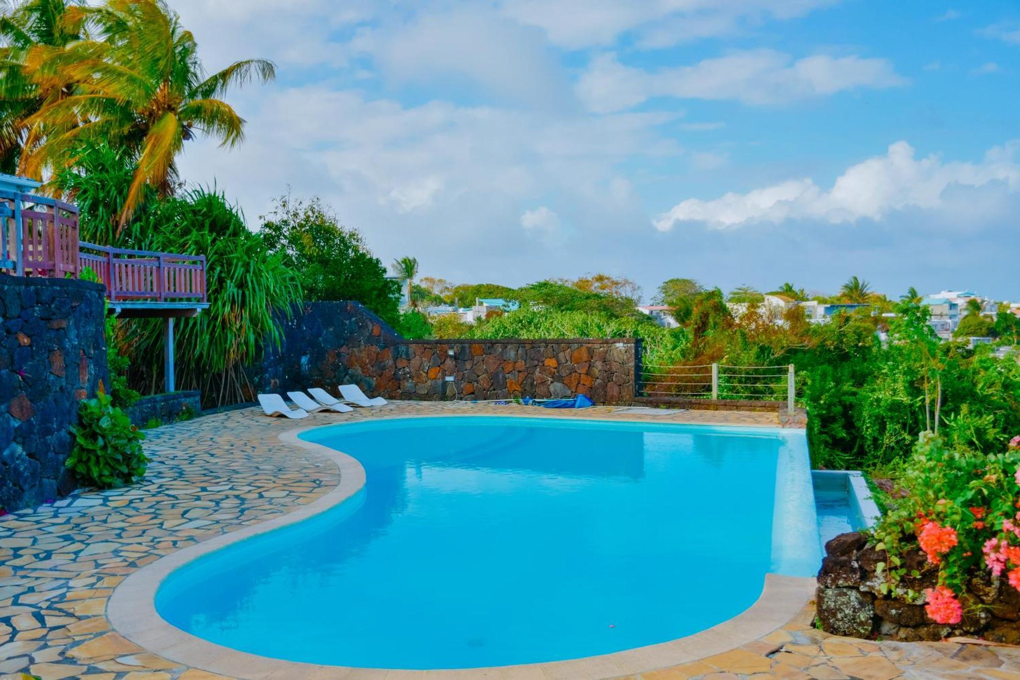 Boutique Villa On The Rocks With Stunning Sea Views, Infinity Pool & Private Sea Trou d'Eau Douce Exterior foto
