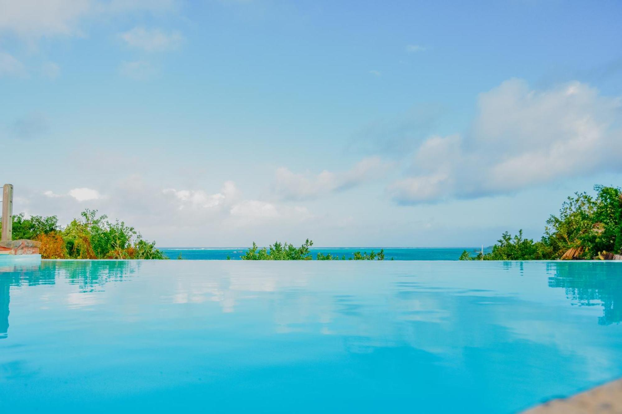 Boutique Villa On The Rocks With Stunning Sea Views, Infinity Pool & Private Sea Trou d'Eau Douce Exterior foto